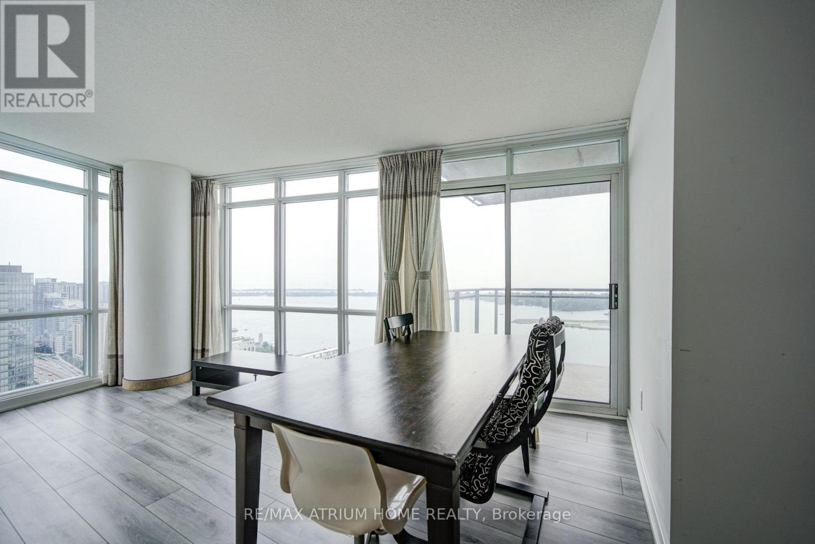 4510 - 11 Brunel Court, Toronto, Ontario  M5V 3Y3 - Photo 11 - C13674154
