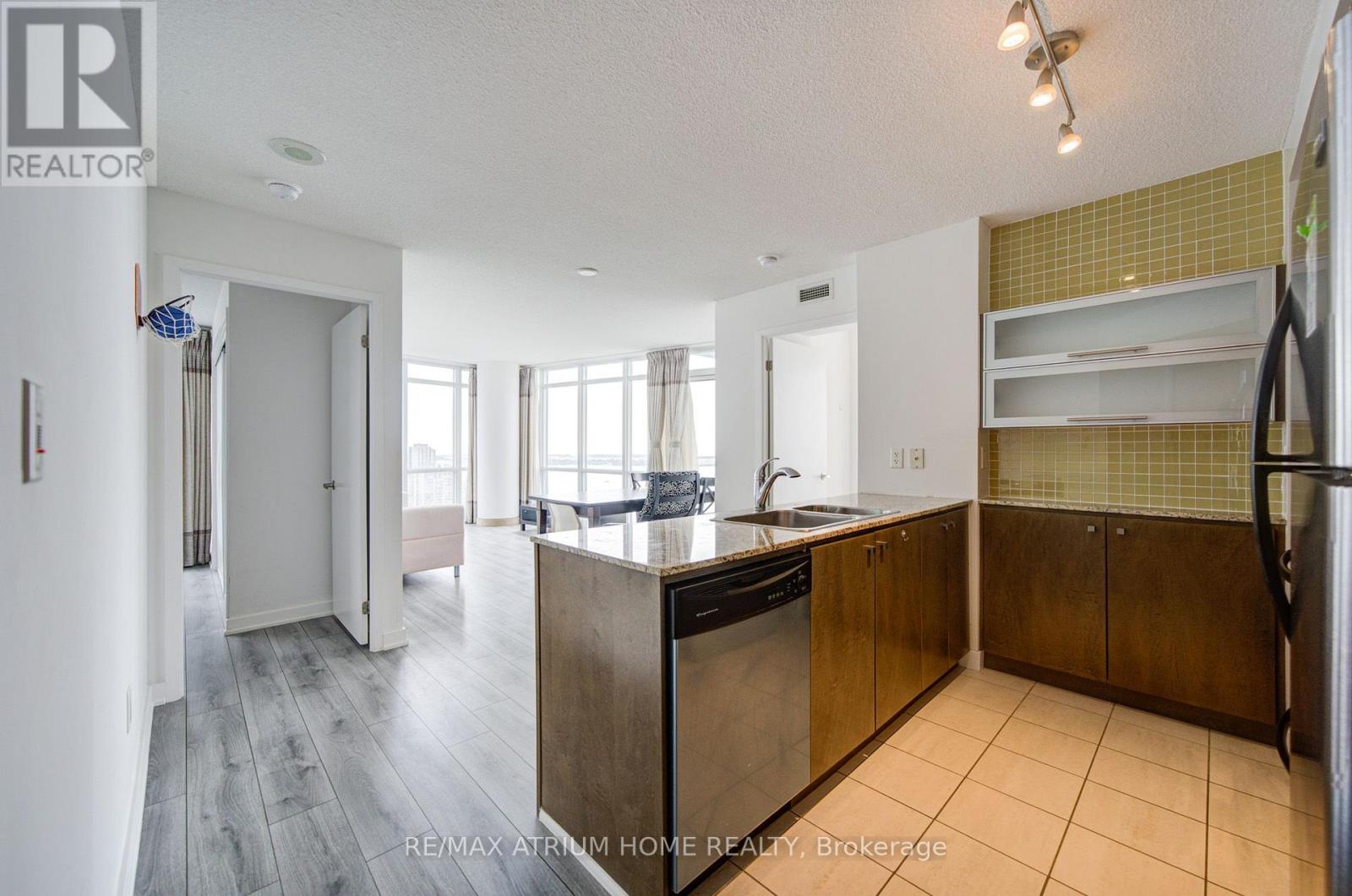 4510 - 11 Brunel Court, Toronto, Ontario  M5V 3Y3 - Photo 8 - C13674154