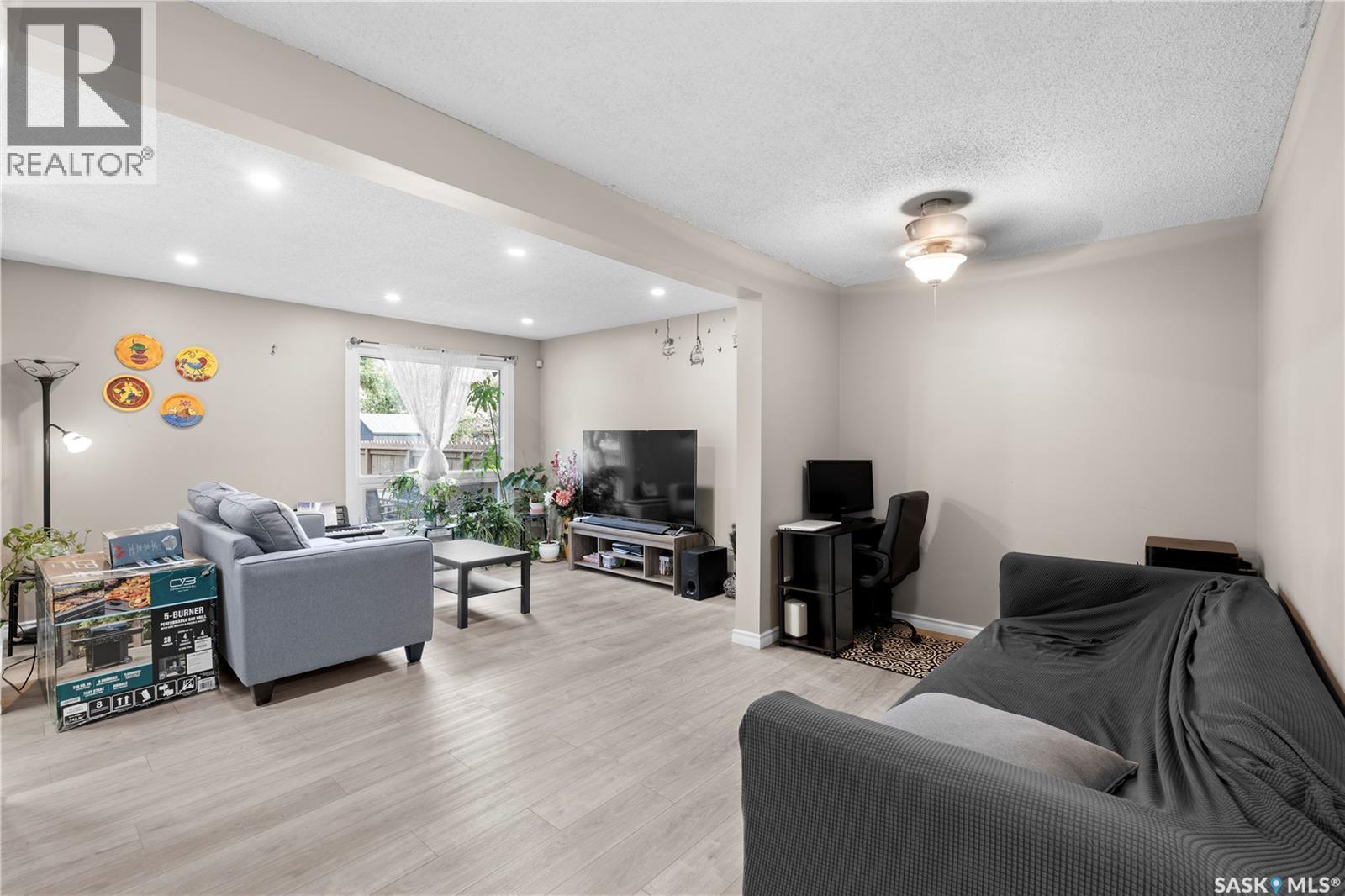 21 1128 Mckercher Drive, Saskatoon, Saskatchewan  S7H 4Y7 - Photo 14 - SK045691