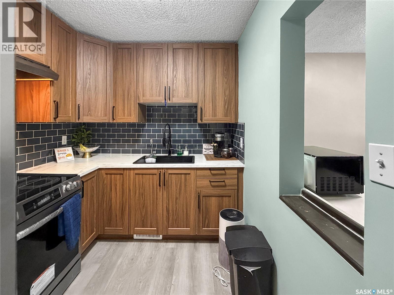 21 1128 Mckercher Drive, Saskatoon, Saskatchewan  S7H 4Y7 - Photo 17 - SK045691