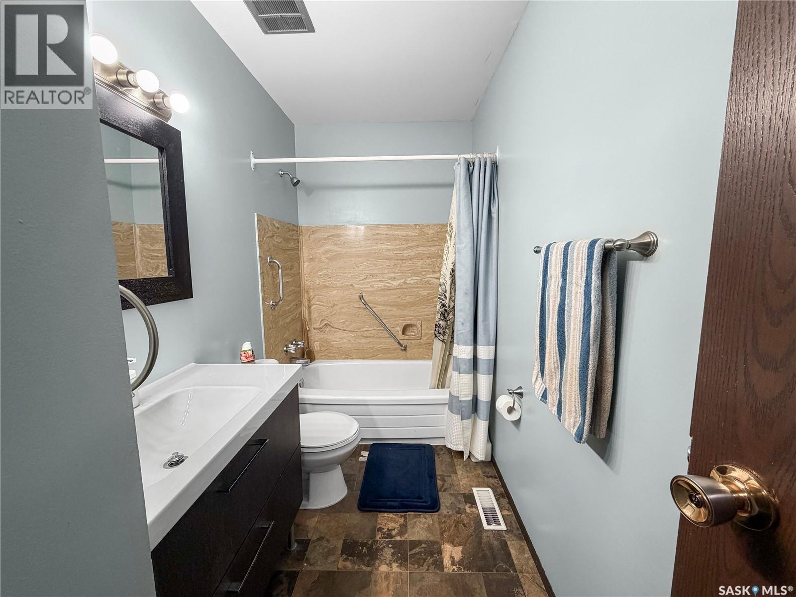 21 1128 Mckercher Drive, Saskatoon, Saskatchewan  S7H 4Y7 - Photo 29 - SK045691