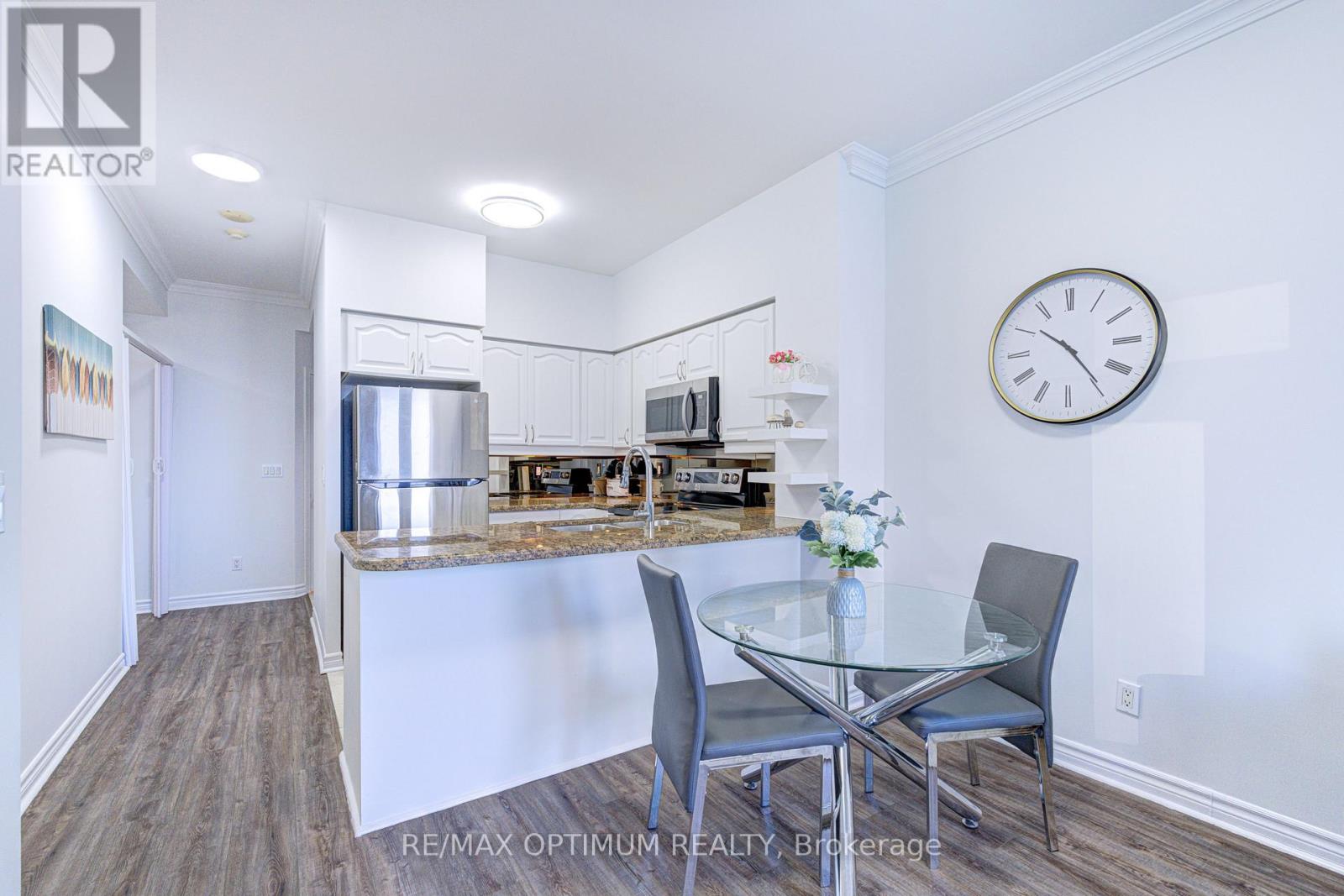2511 - 388 Prince Of Wales Drive, Mississauga, Ontario  L5B 0A1 - Photo 15 - W13657696