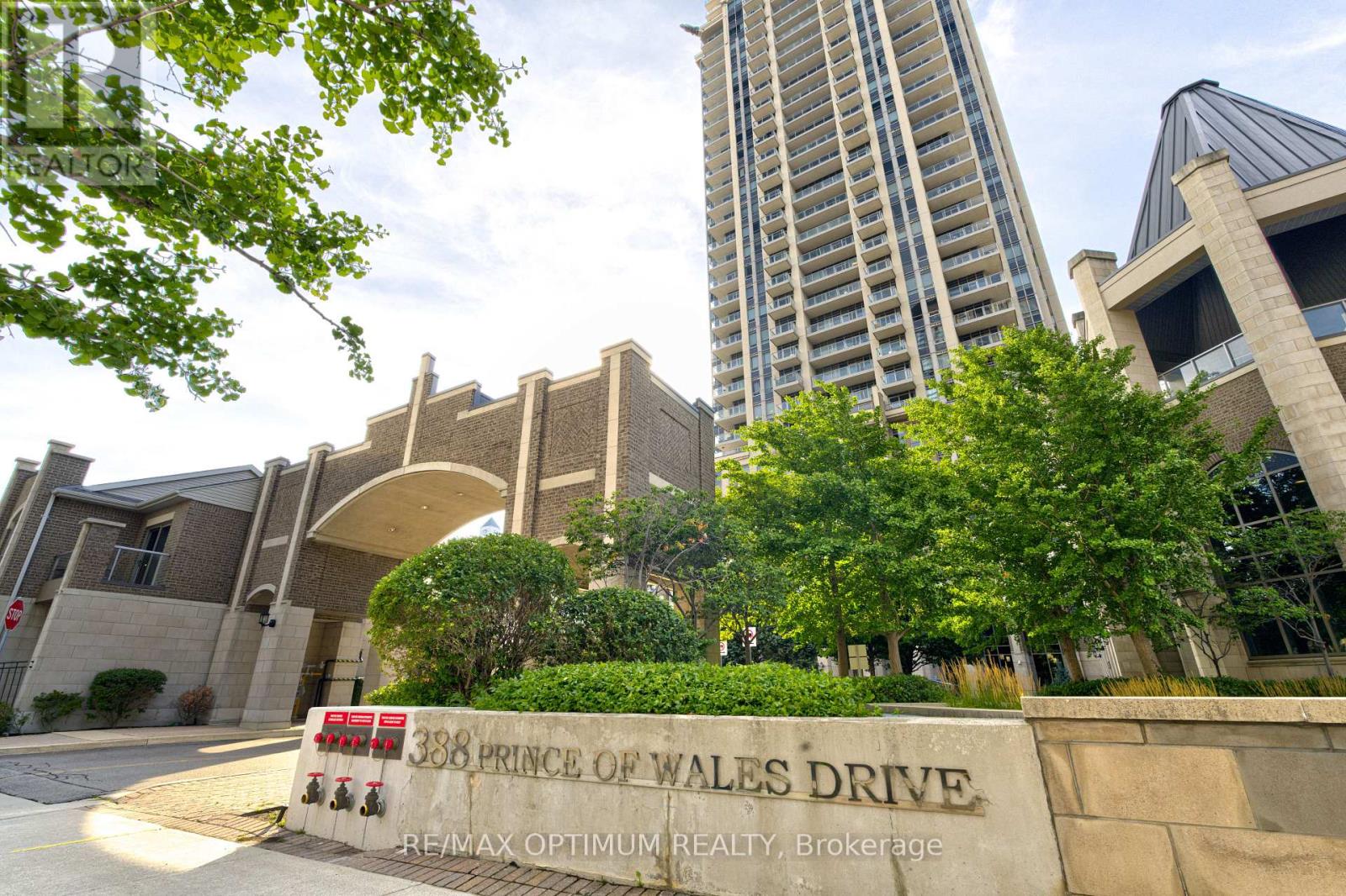 2511 - 388 Prince Of Wales Drive, Mississauga, Ontario  L5B 0A1 - Photo 5 - W13657696