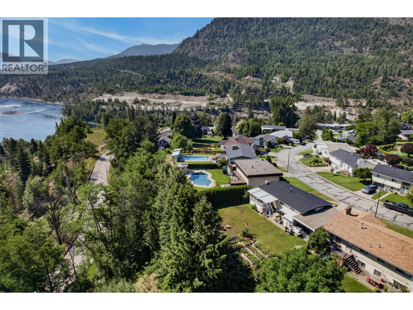 3955 Woodland Drive, Trail, British Columbia  V1R 2V6 - Photo 49 - 10385045