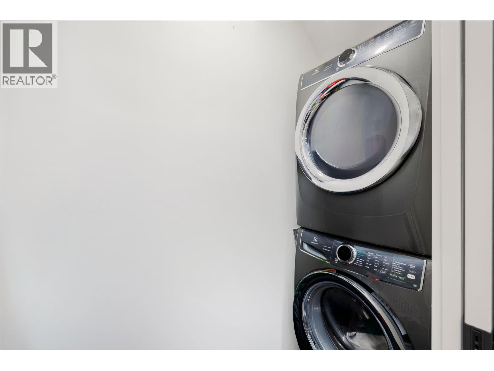 1506 E 11th Avenue, Vancouver, British Columbia V5N 1Y7 - Photo 26 - R3156004