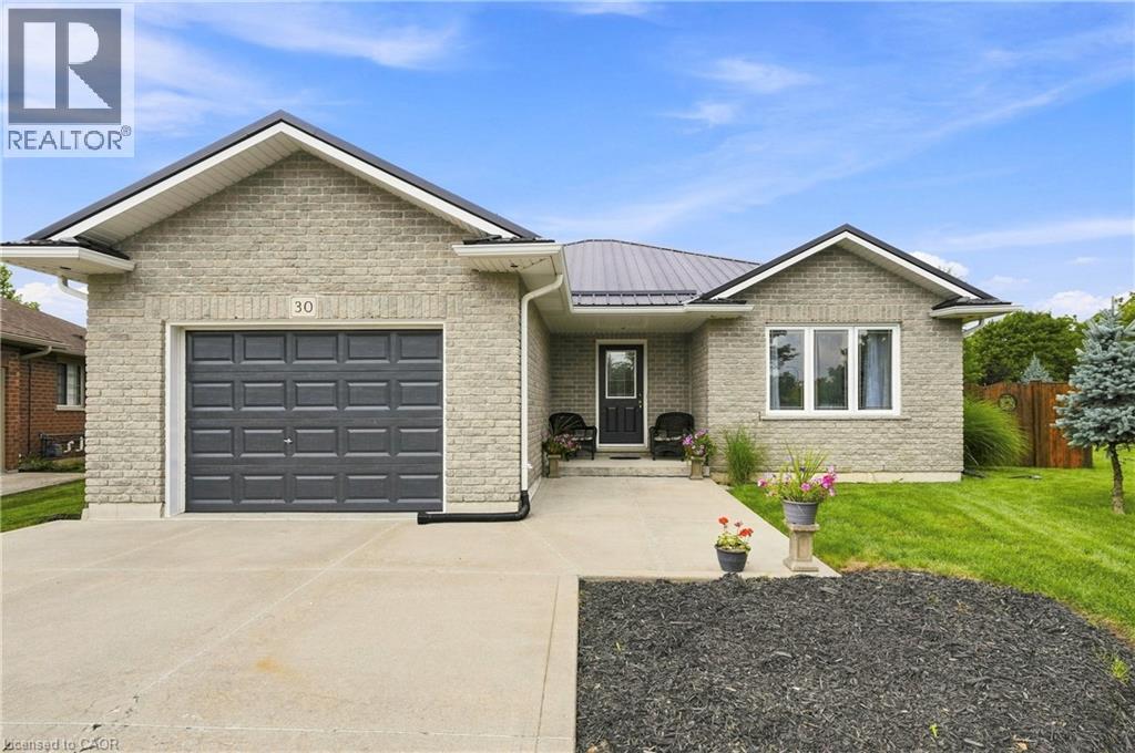 30 Leslie Street, Jarvis, Ontario  N0A 1J0 - Photo 2 - 40855698