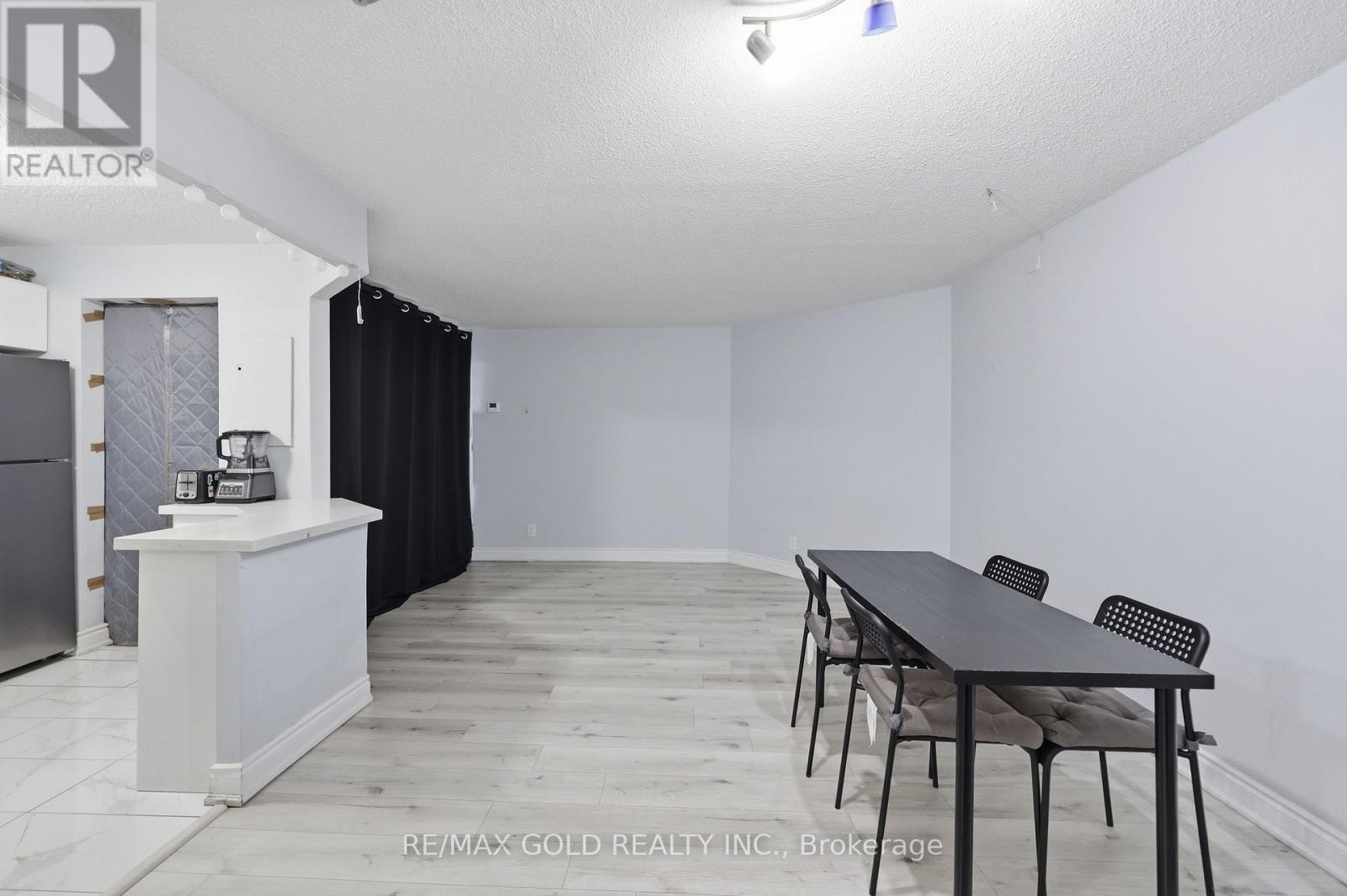 Ph08 - 61 Markbrook Lane, Toronto, Ontario  M9V 5E7 - Photo 23 - W13677606