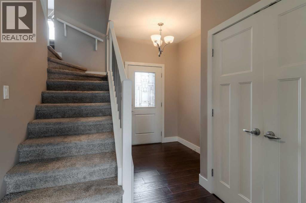 810 Keystone Meadows W, Lethbridge, Alberta  T1J 5C4 - Photo 2 - A2336221