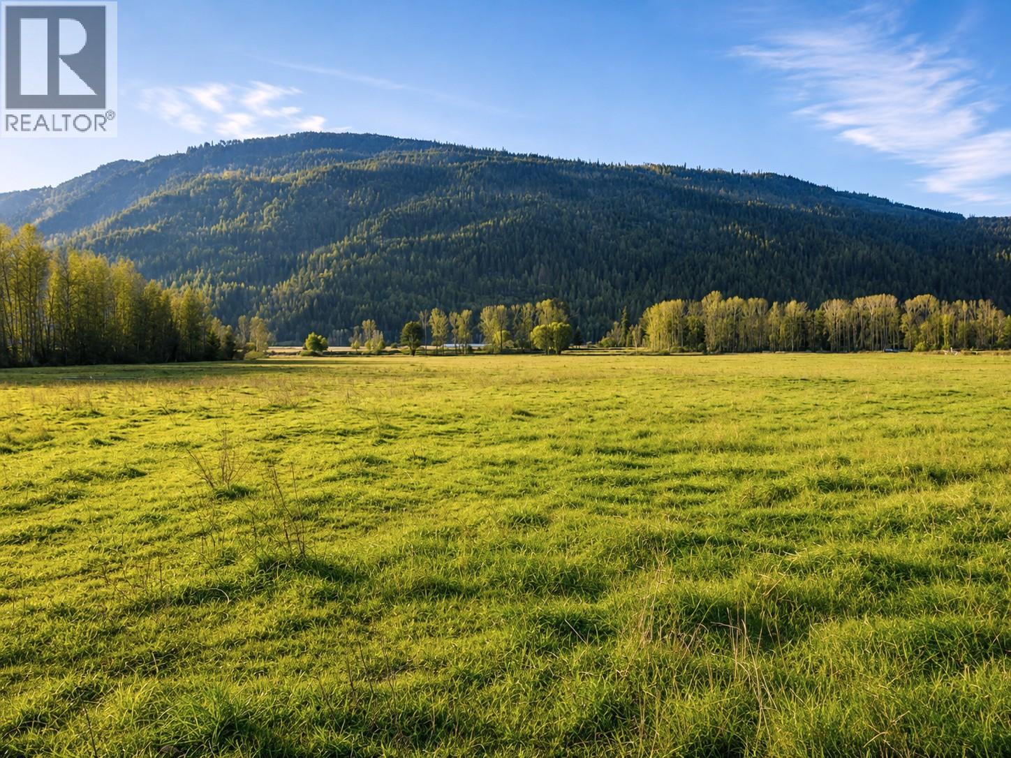 110 Parsons Road, Mara, British Columbia