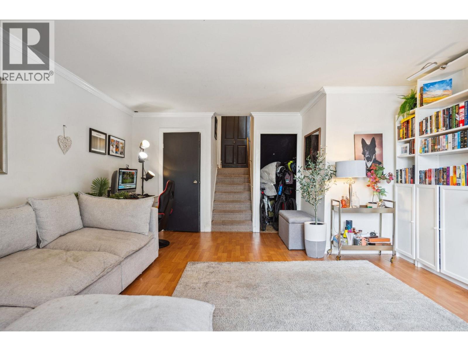 784 Millbank, Vancouver, British Columbia  V5Z 3Z3 - Photo 4 - R3102275