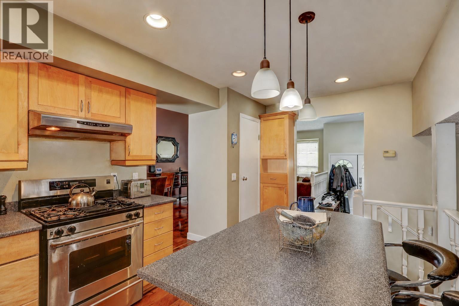 2986 Albion Drive, Coquitlam, British Columbia  V3B 6M5 - Photo 9 - R3149698