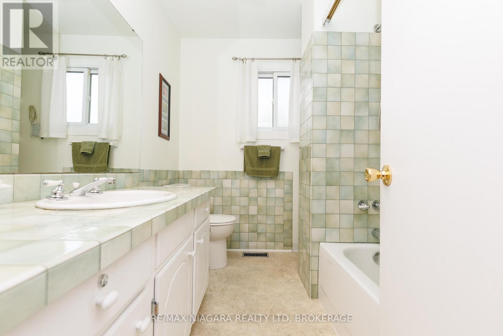 924 Daytona Drive, Fort Erie, Ontario  L2A 4Z8 - Photo 19 - X13678620