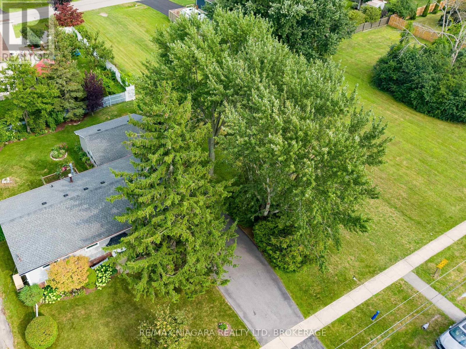 924 Daytona Drive, Fort Erie (Crescent Park), Ontario  L2A 4Z8 - Photo 36 - X13678620