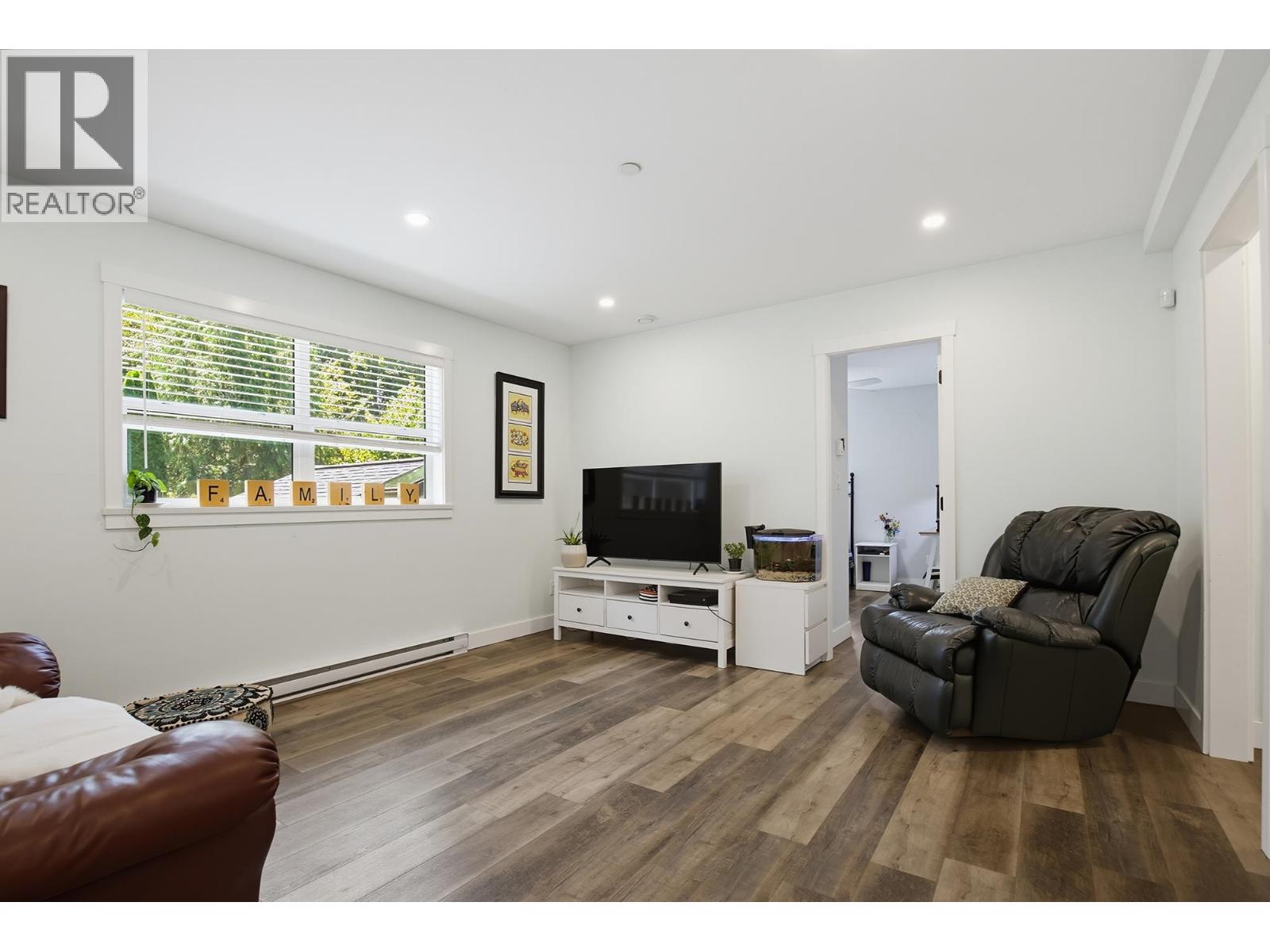 20902 Wicklund Avenue, Maple Ridge, British Columbia  V2X 8M5 - Photo 22 - R3155943