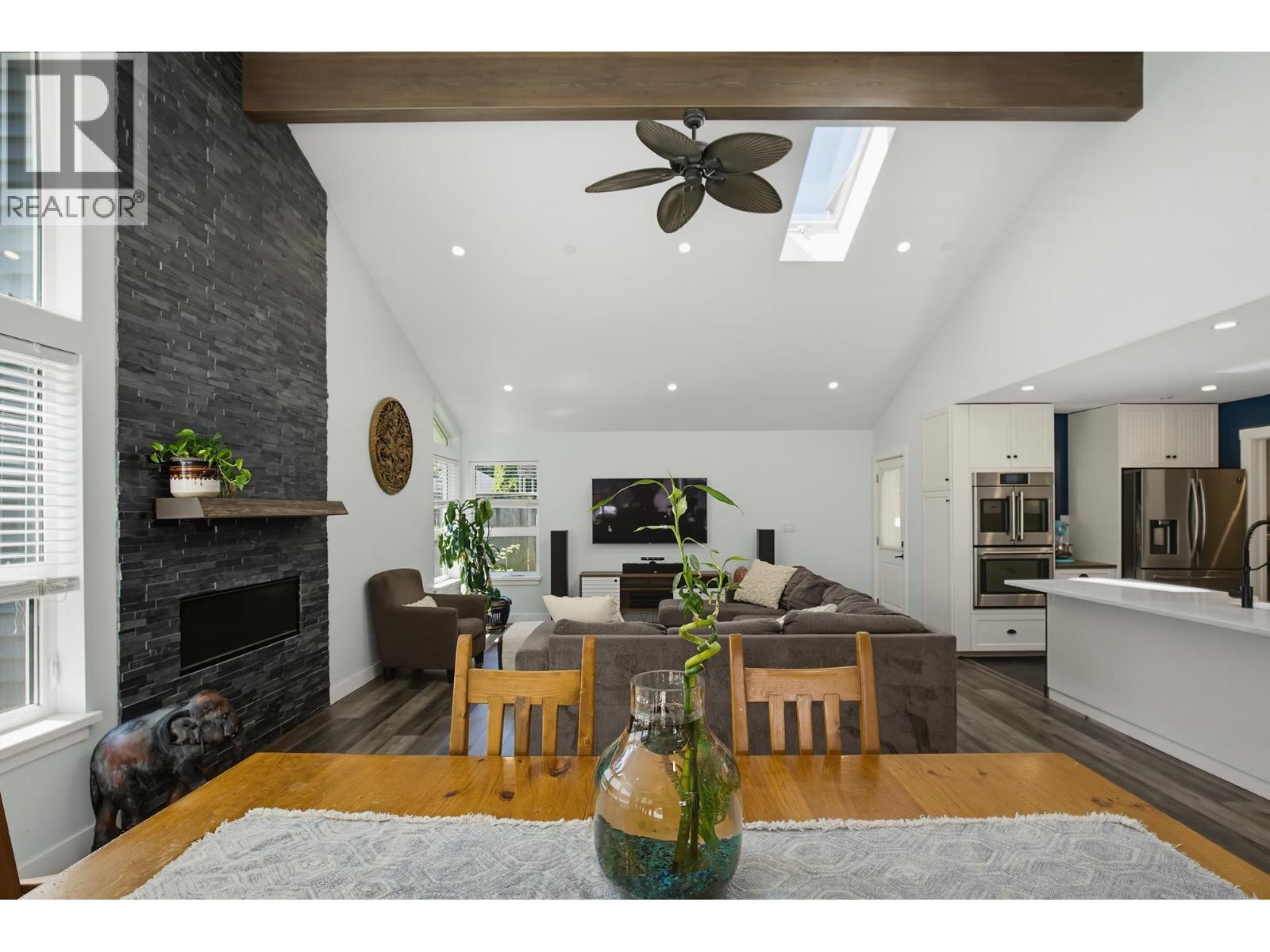 20902 Wicklund Avenue, Maple Ridge, British Columbia  V2X 8M5 - Photo 6 - R3155943