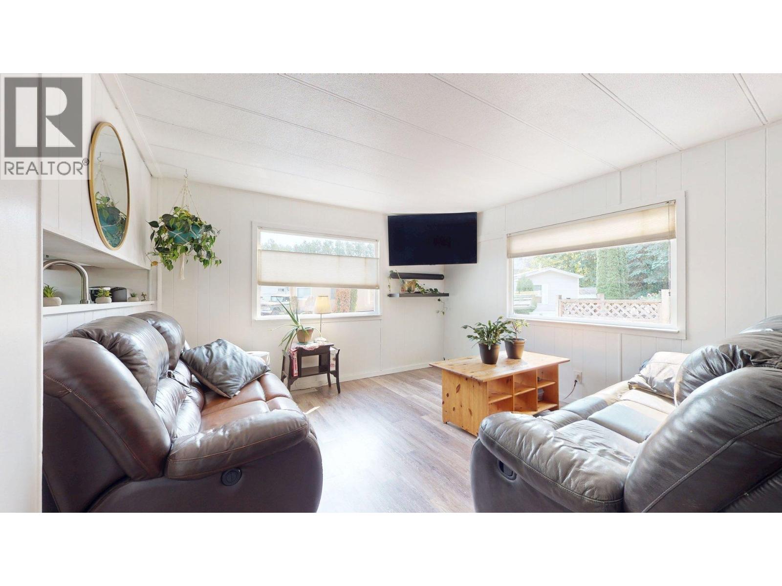 8 39884 Government Road, Squamish, British Columbia  V8B 0B1 - Photo 4 - R3156047