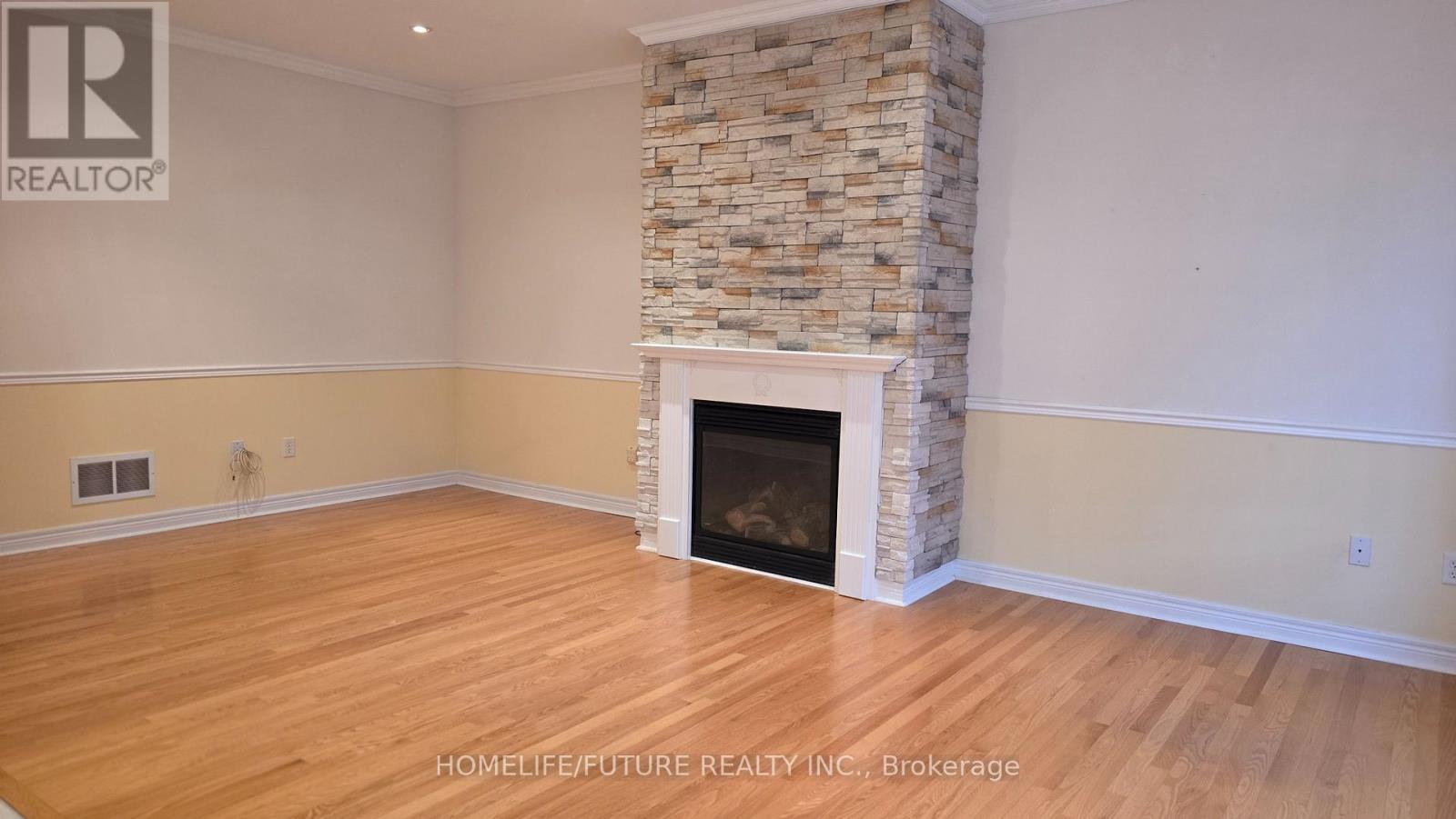 51 Waite Crescent, Whitchurch-Stouffville, Ontario  L4A 0B8 - Photo 5 - N13678632