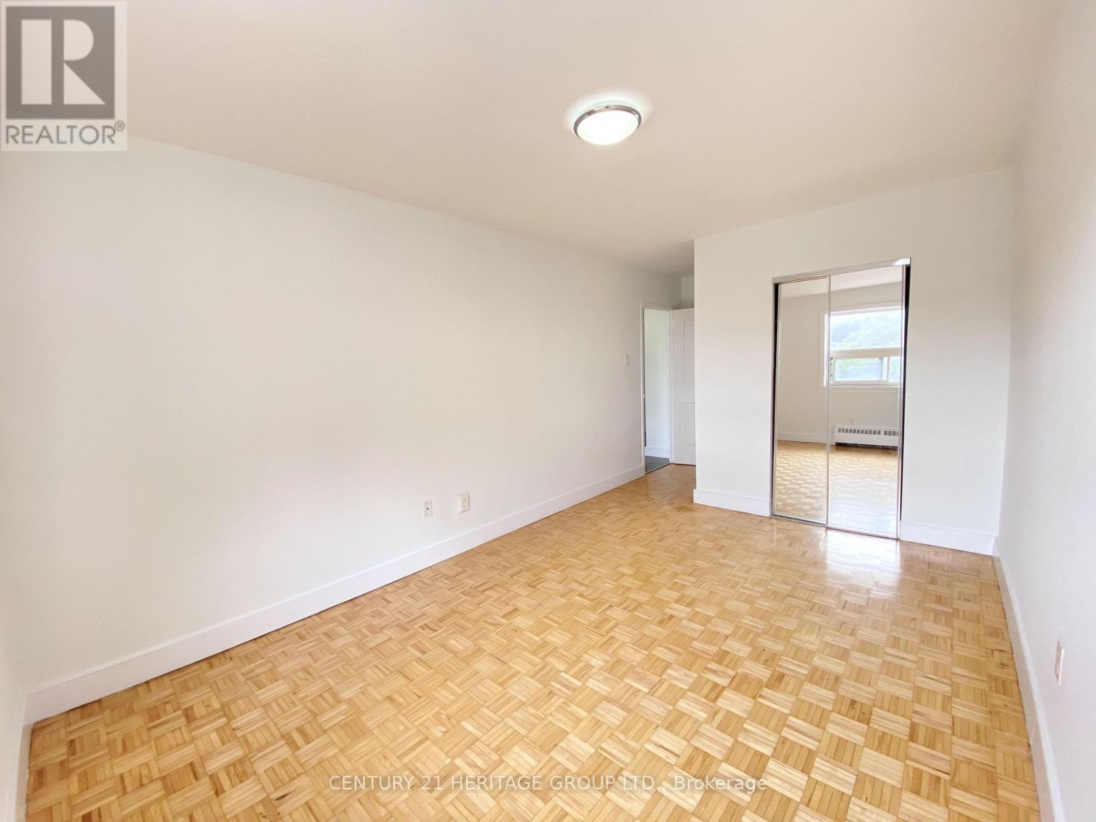 401 - 10 Garfella Drive, Toronto, Ontario  M9V 2E9 - Photo 12 - W13678588