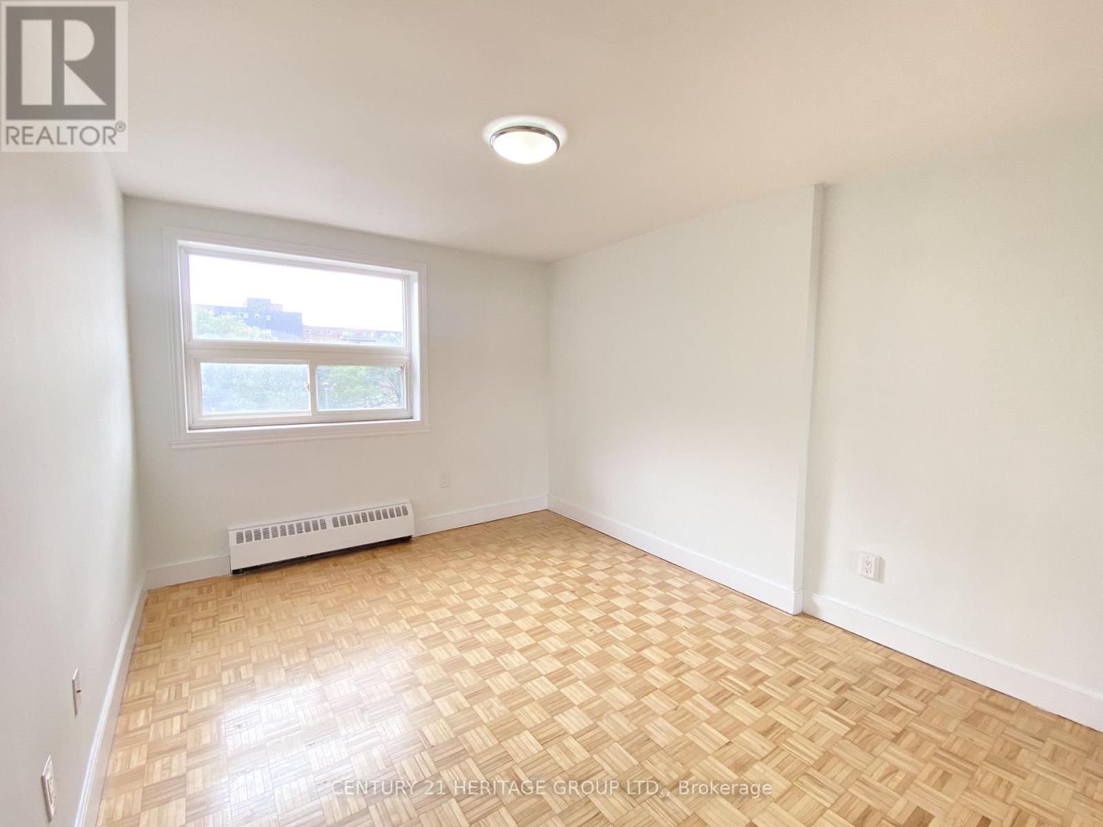 401 - 10 Garfella Drive, Toronto, Ontario  M9V 2E9 - Photo 7 - W13678588