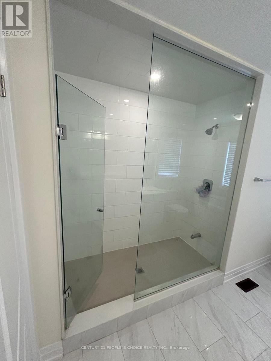 66 Circus Crescent, Brampton, Ontario  L7A 0H1 - Photo 17 - W13678602