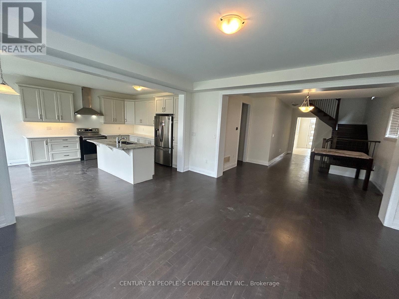 66 Circus Crescent, Brampton, Ontario  L7A 0H1 - Photo 4 - W13678602