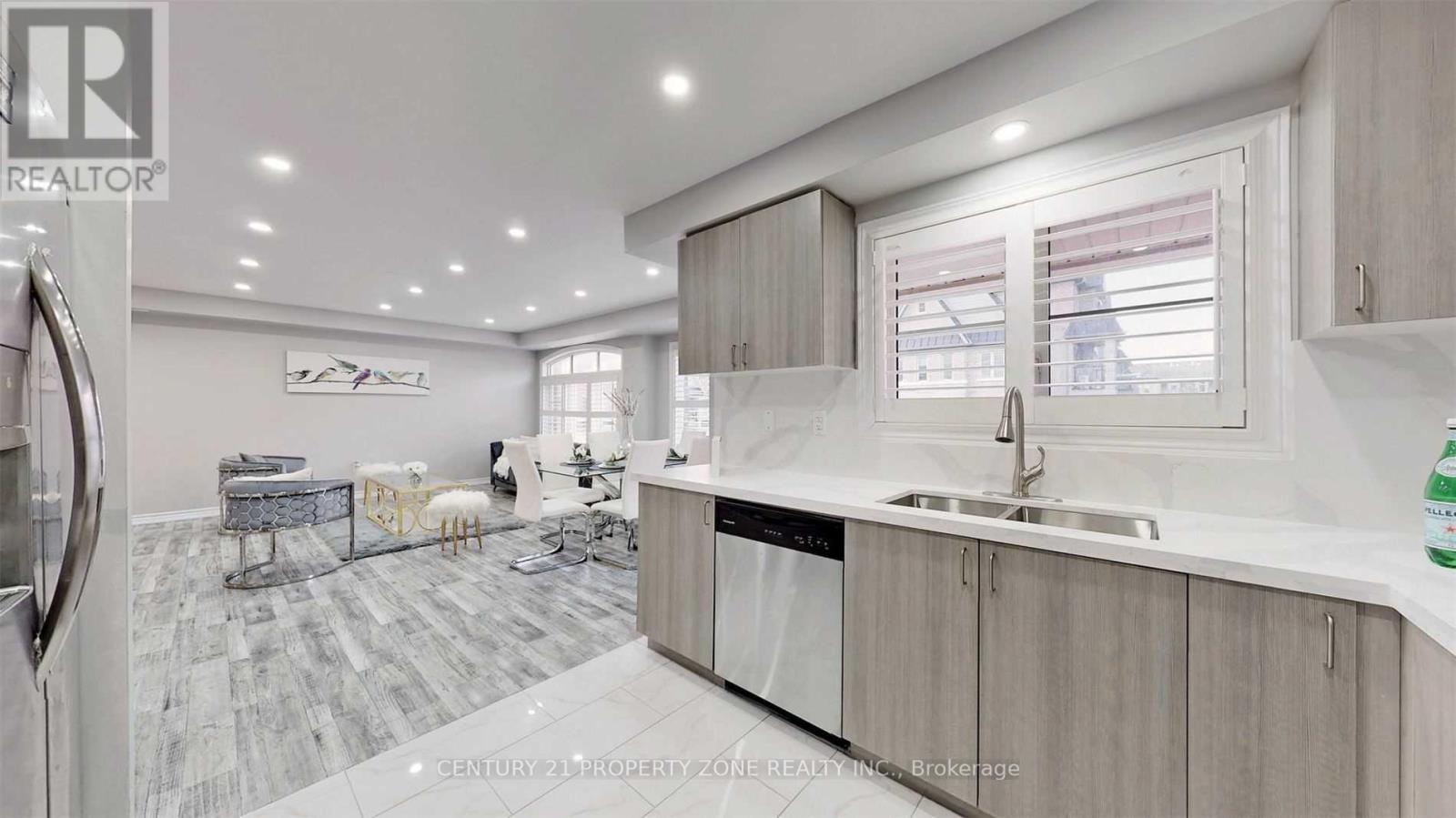 93 - 200 Veterans Drive, Brampton, Ontario  L7A 4S6 - Photo 4 - W13678630