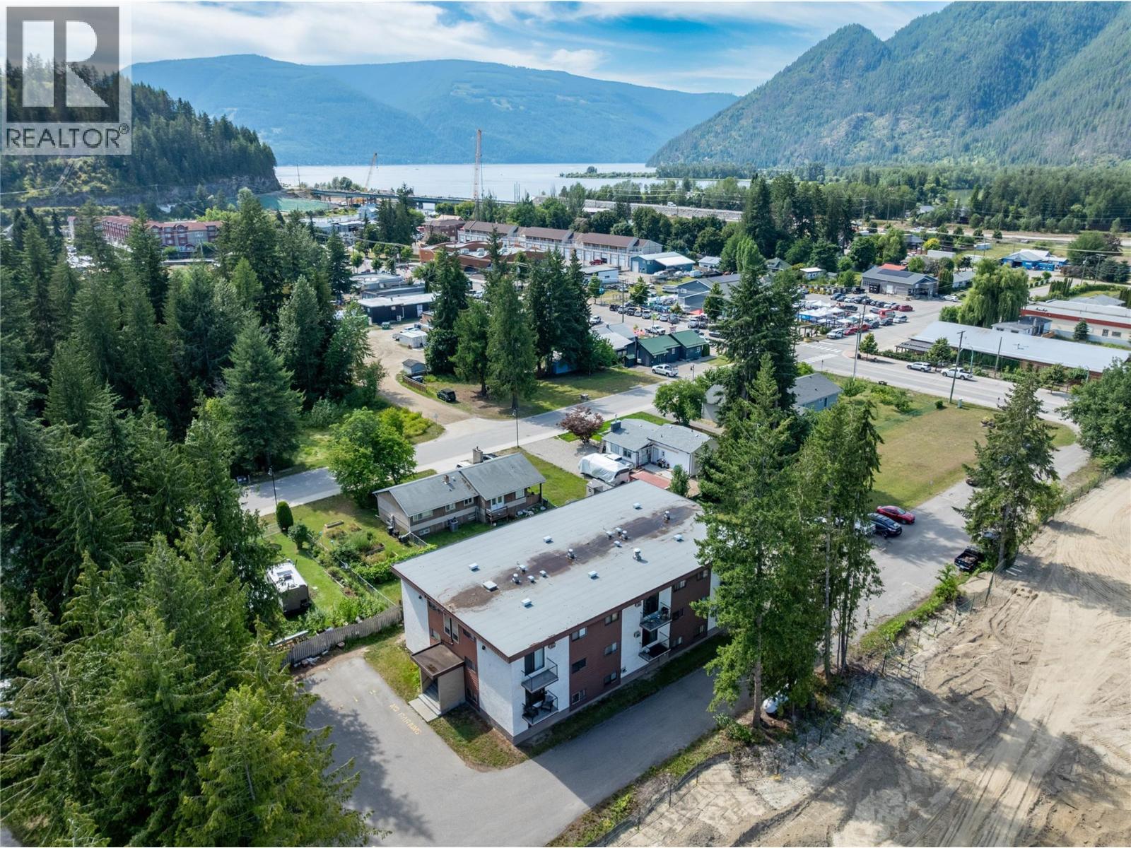 409 Main Street Unit# 204, Sicamous, British Columbia