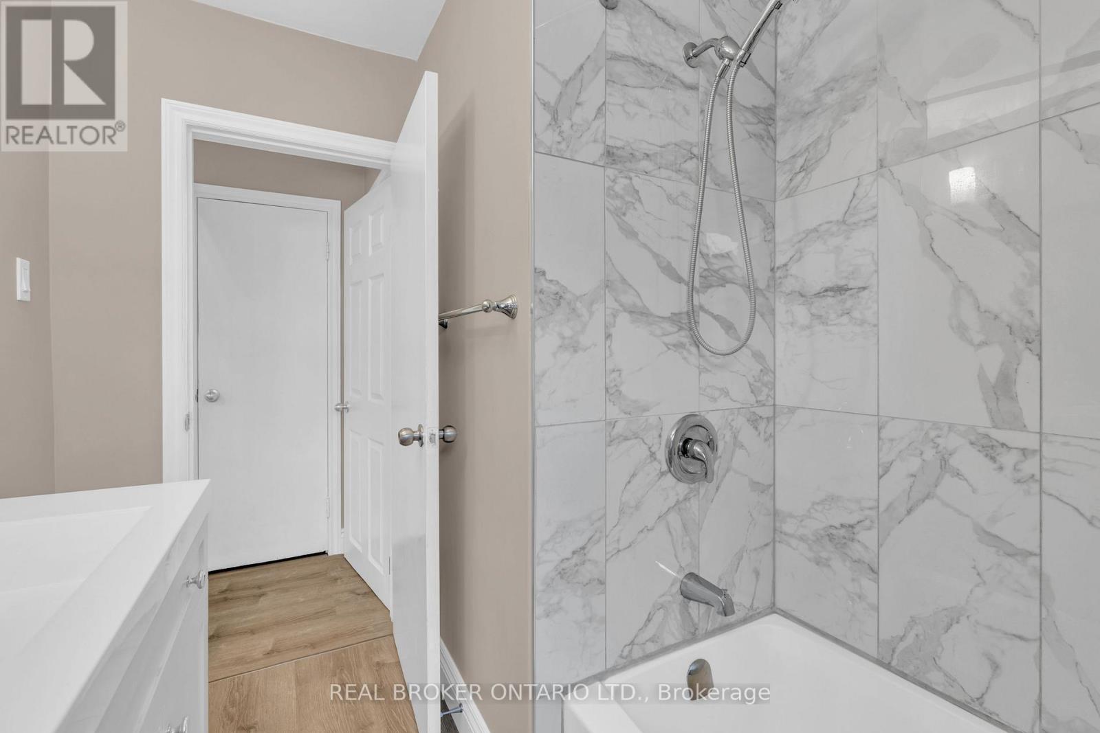 A - 301 Franklin Street N, Kitchener, Ontario  N2A 1Y9 - Photo 12 - X13678616