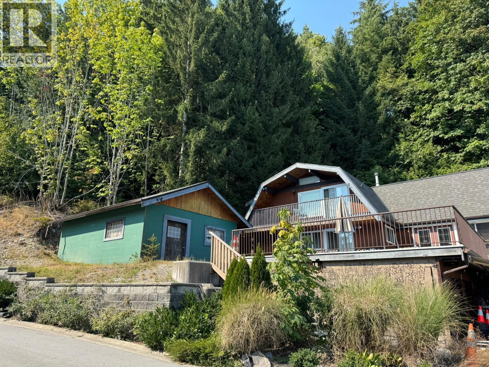 1420 PIPELINE ROAD, Coquitlam, British Columbia