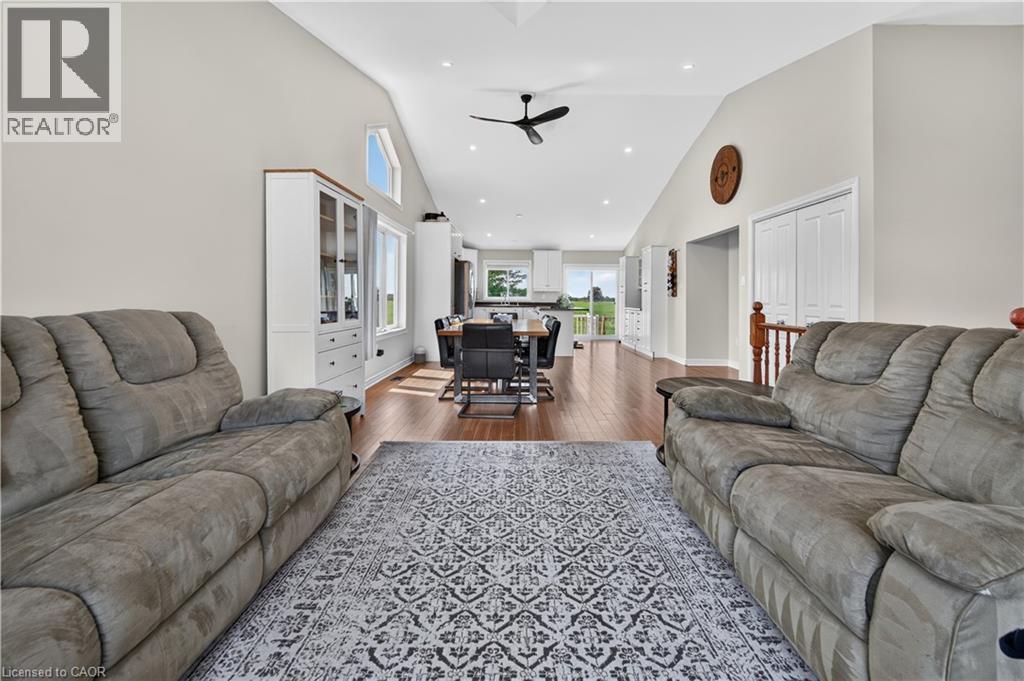 86 GOLDEN ACRES Drive