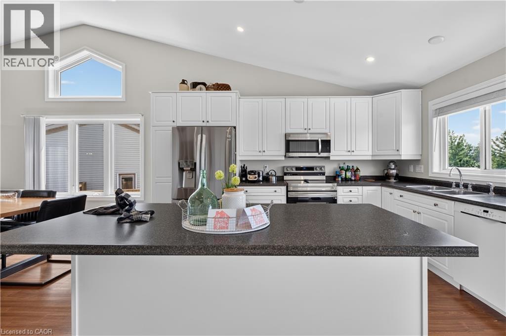 86 Golden Acres Drive, West Lincoln, Ontario  L0R 2A0 - Photo 26 - 40856008