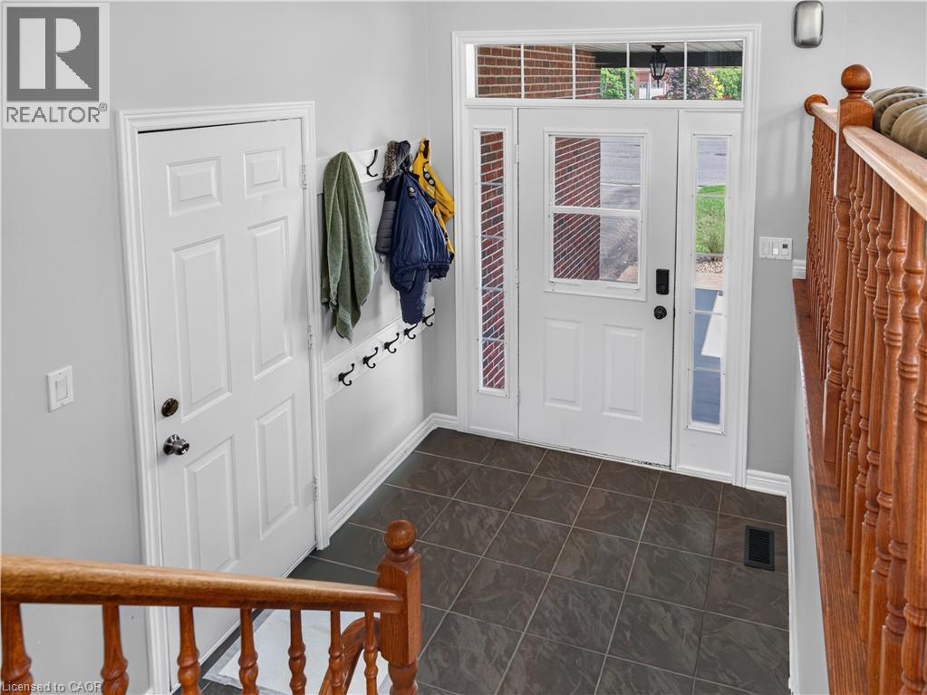 86 Golden Acres Drive, West Lincoln, Ontario  L0R 2A0 - Photo 5 - 40856008