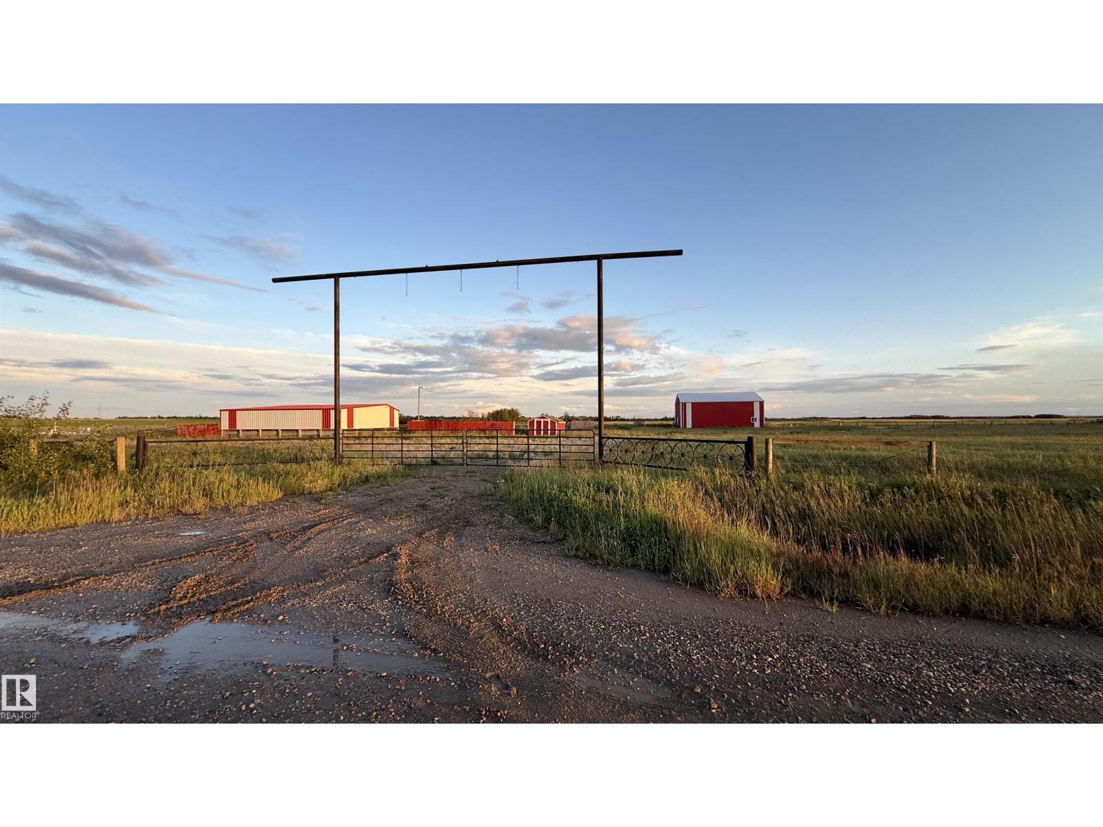26409 Twp Rd 540, Rural Sturgeon County, Alberta