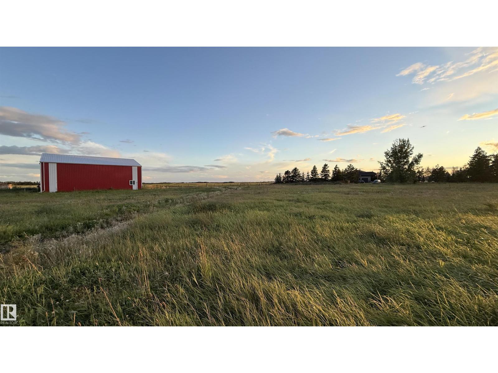 26409 Twp Rd 540, Rural Sturgeon County, Alberta  T8T 1C8 - Photo 3 - E4503979