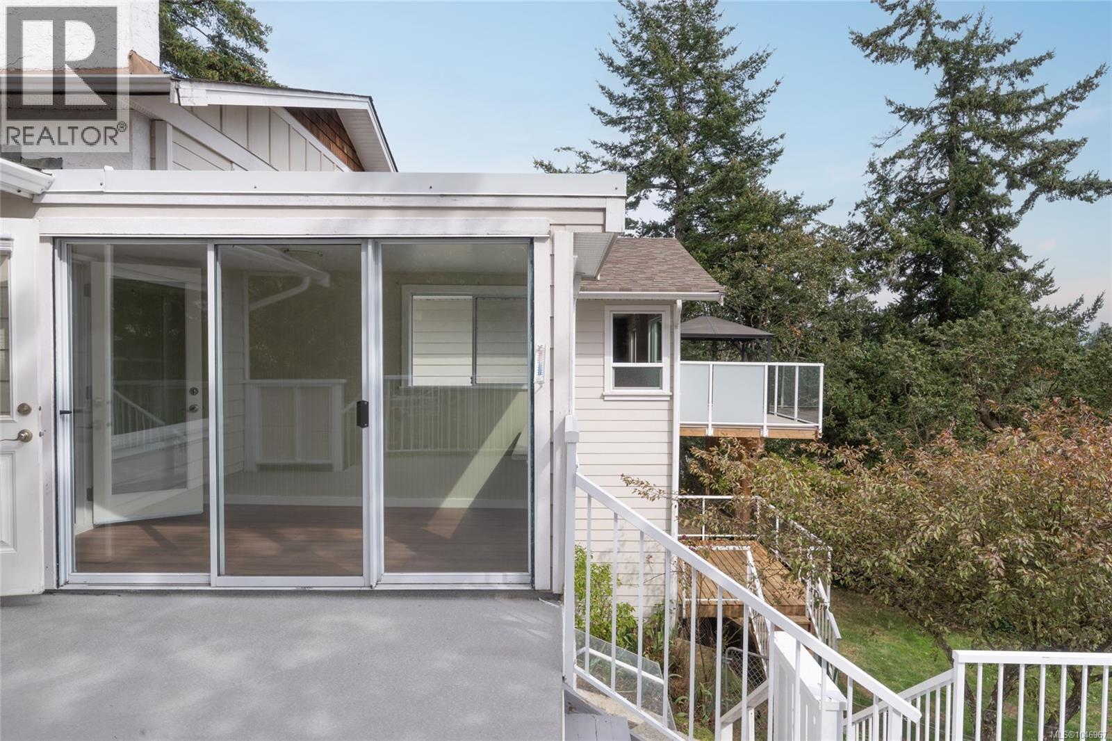 253/255 Heddle Ave, View Royal, British Columbia  V9B 1T9 - Photo 26 - 1046967
