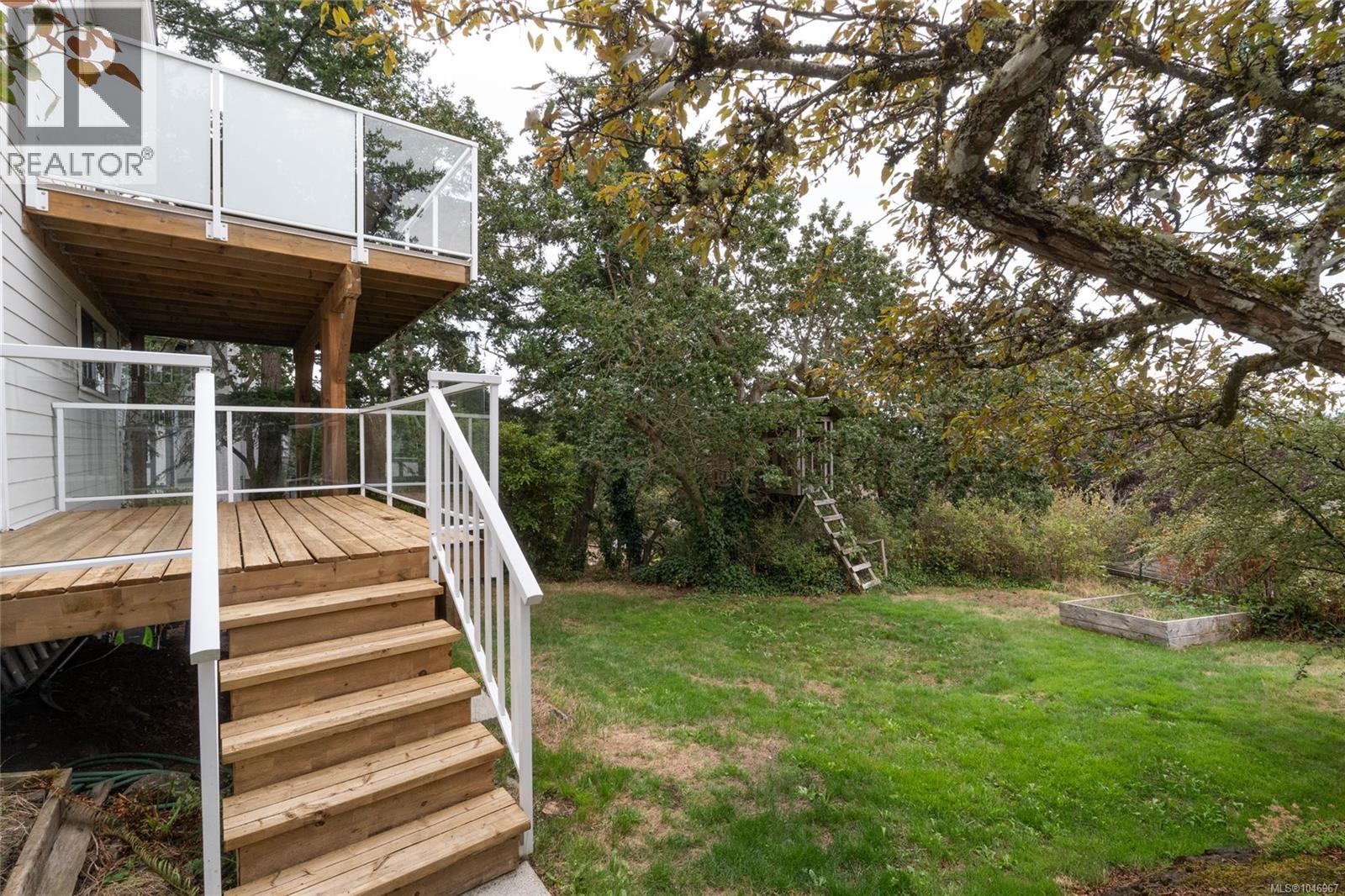 253/255 Heddle Ave, View Royal, British Columbia  V9B 1T9 - Photo 49 - 1046967