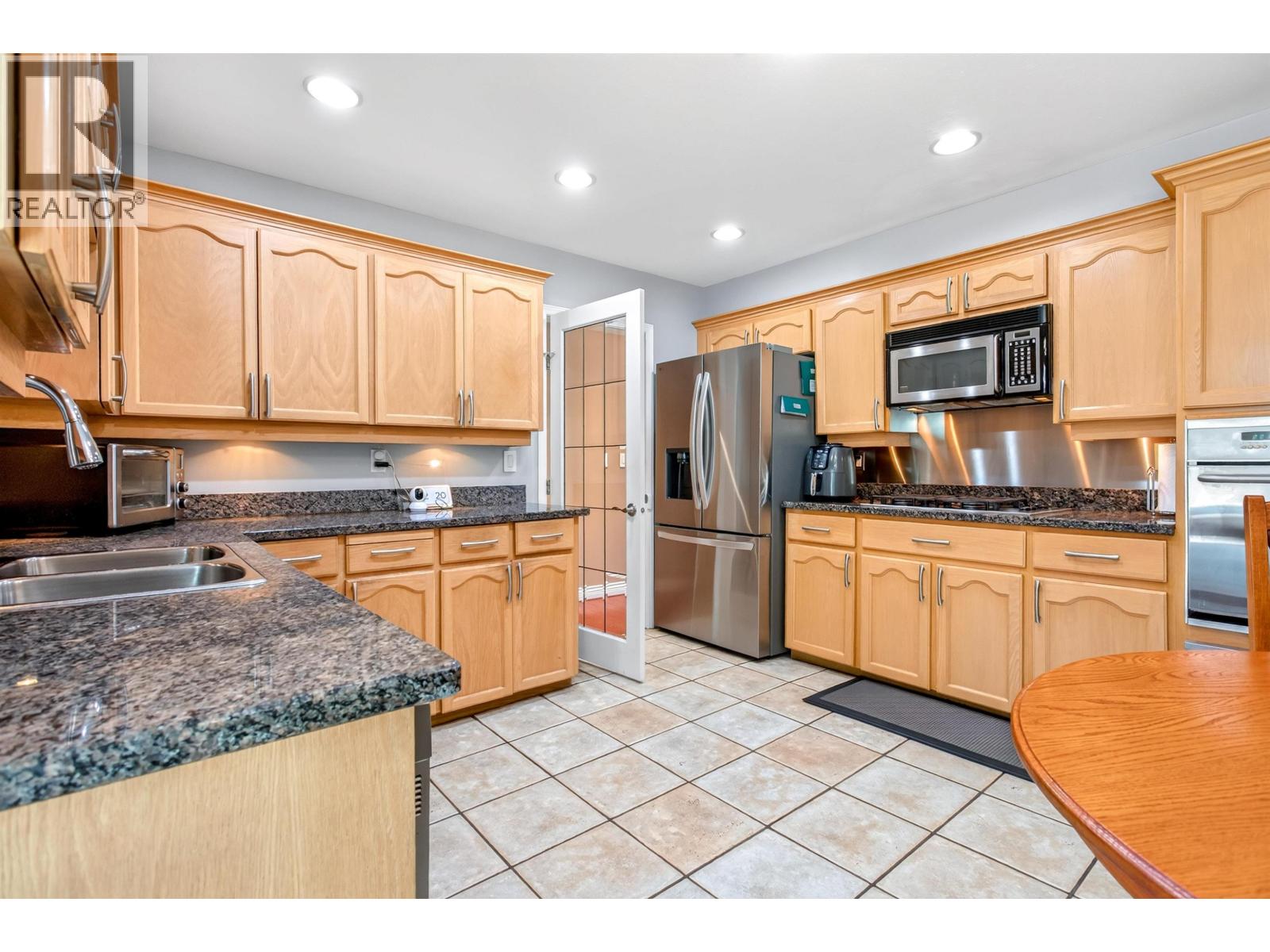 1805 Jacana Avenue, Port Coquitlam, British Columbia  V3C 5C4 - Photo 12 - R3155326