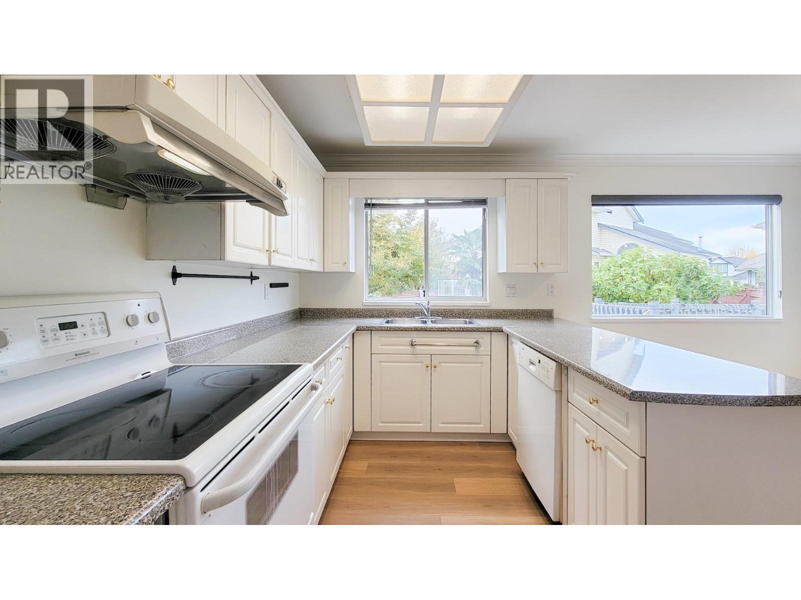 22260 Garratt Drive, Richmond, British Columbia  V6V 2P6 - Photo 11 - R3069078