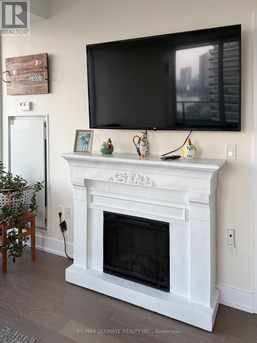 #1207 - 20 Shore Breeze Drive E, Toronto, Ontario  M8V 0J1 - Photo 5 - W13676720