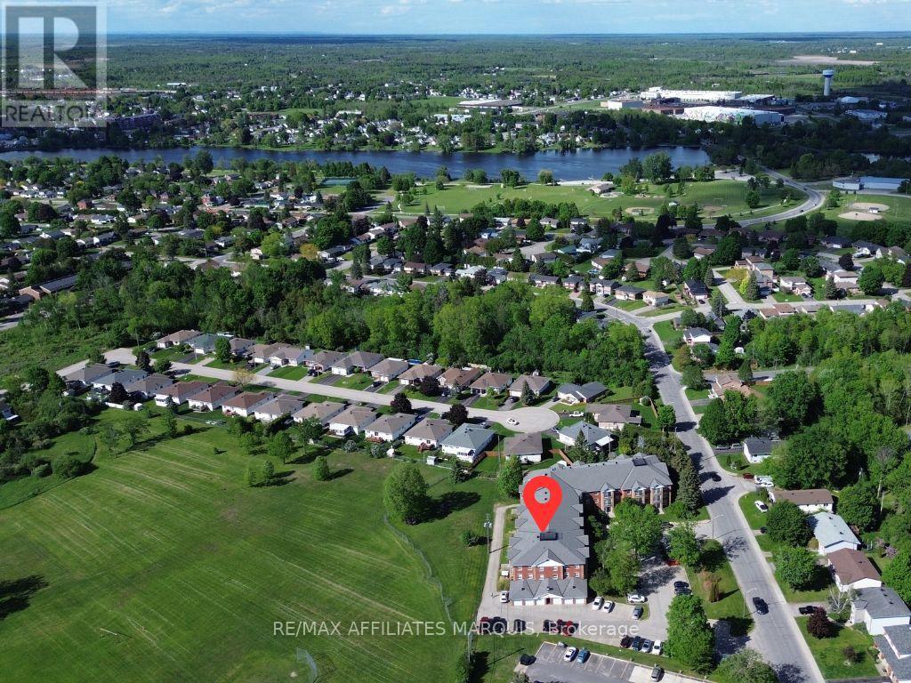 115 - 40 Pearl Street, Smiths Falls, Ontario  K7A 5B5 - Photo 2 - X13218702