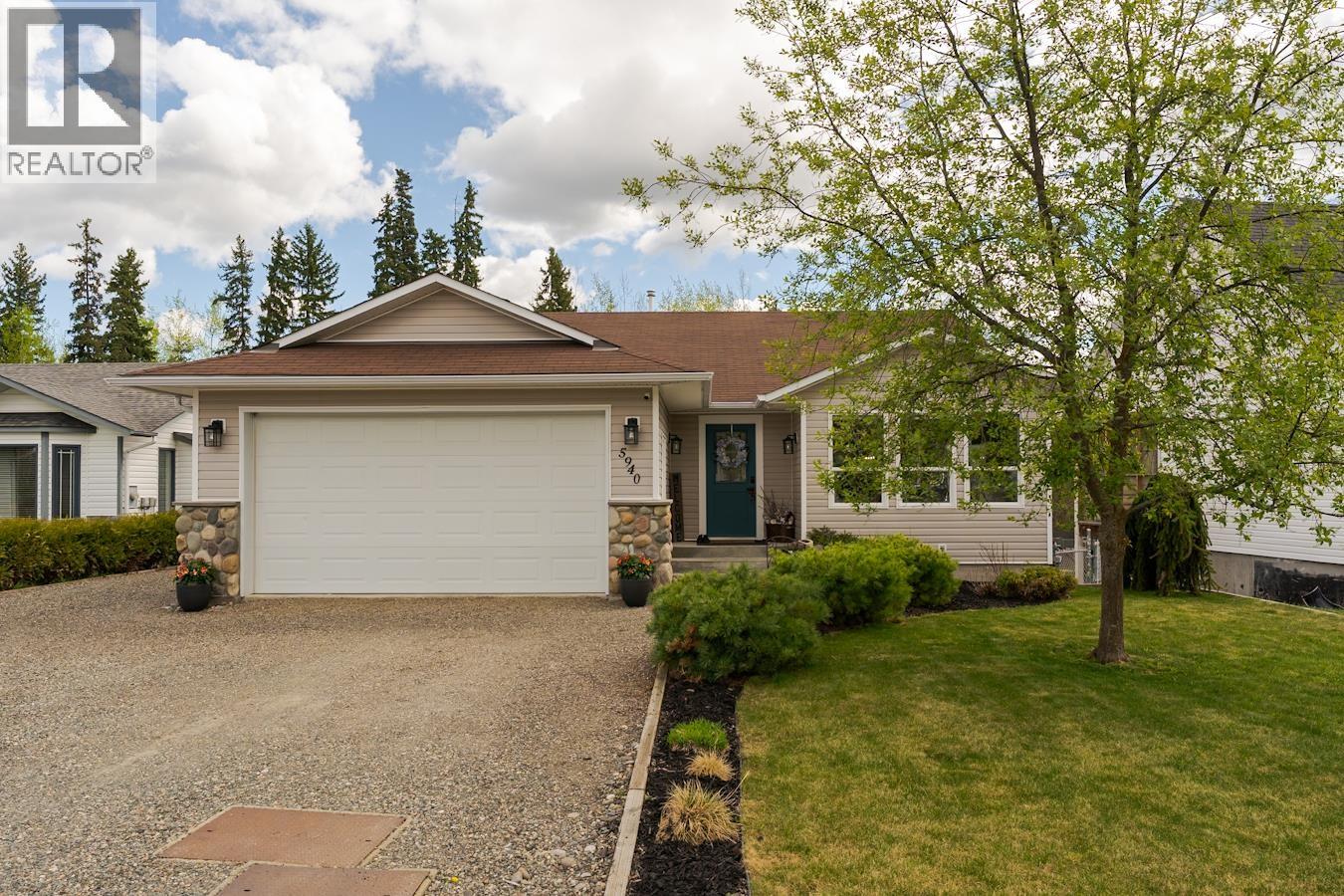 5940 Kovachich Drive, Prince George, British Columbia  V2N 6S9 - Photo 2 - R3148948