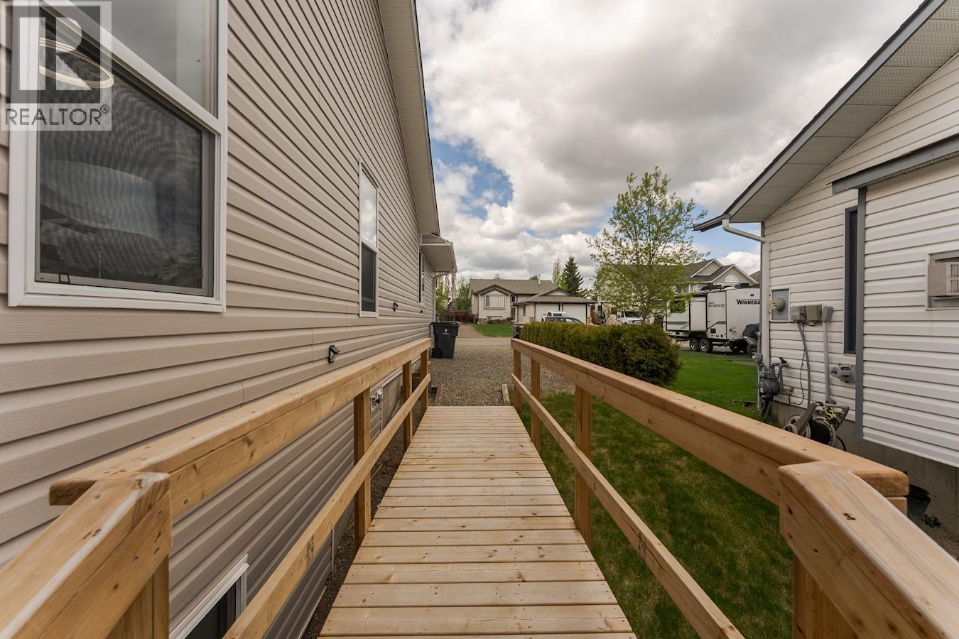 5940 Kovachich Drive, Prince George, British Columbia  V2N 6S9 - Photo 32 - R3148948