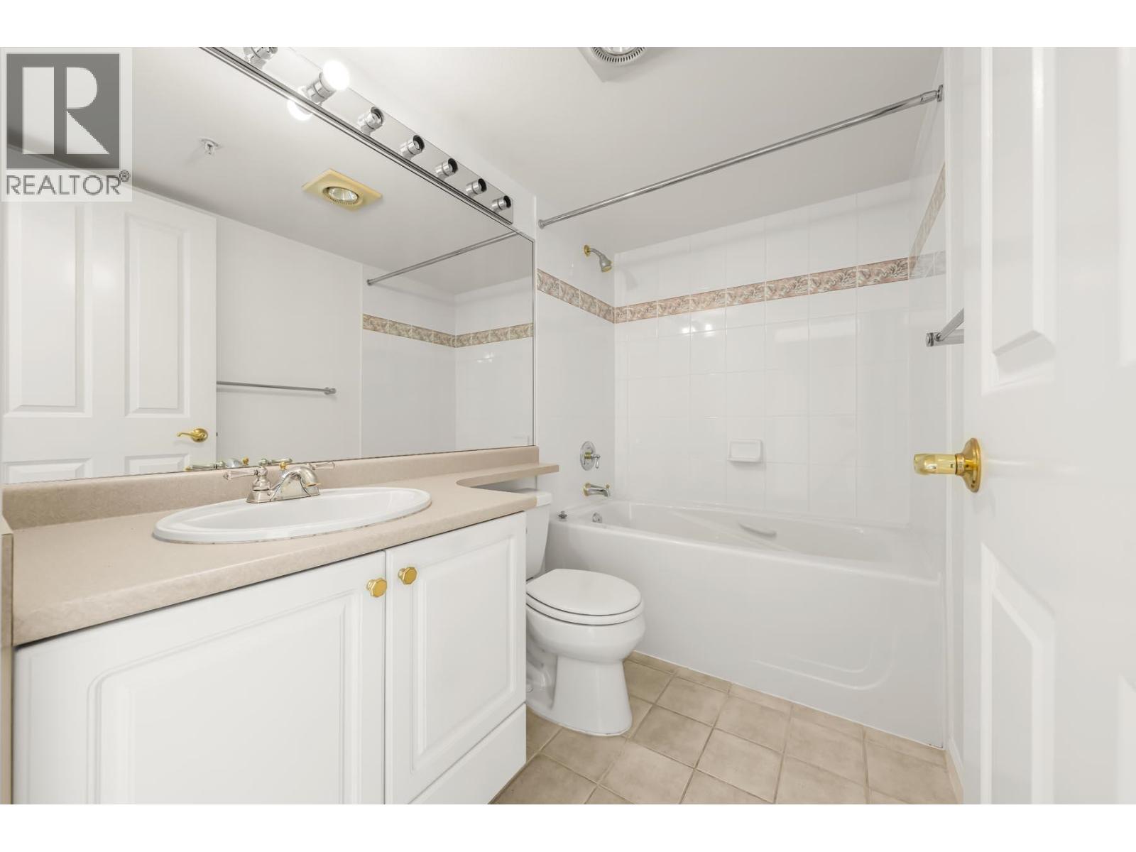 1206 612 Sixth Street, New Westminster, British Columbia  V3L 5V2 - Photo 16 - R3146696