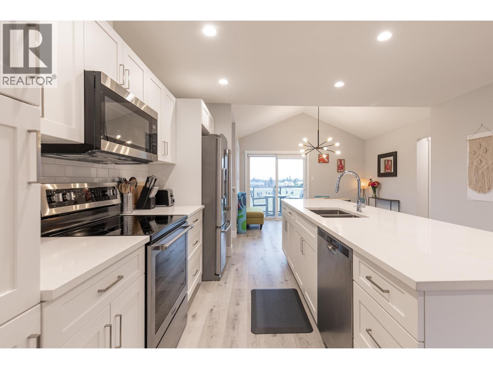 1 950 Woodsworth Road, Gibsons, British Columbia  V0N 1V7 - Photo 3 - R3150273