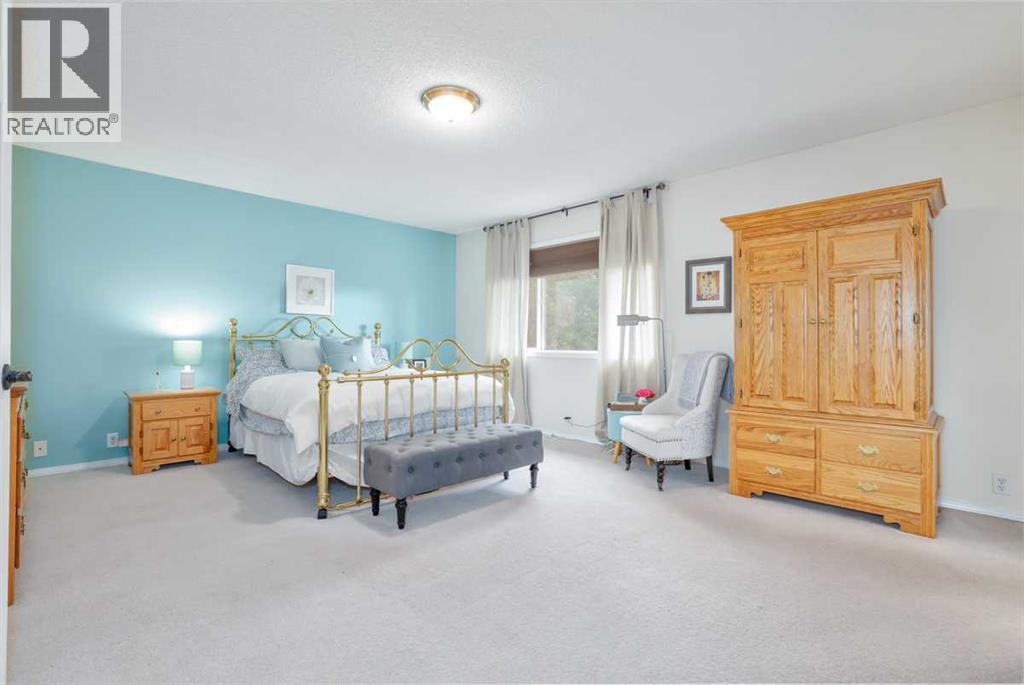 210 Mt Douglas Court Se, Calgary, Alberta  T2Z 3J8 - Photo 20 - A2320841