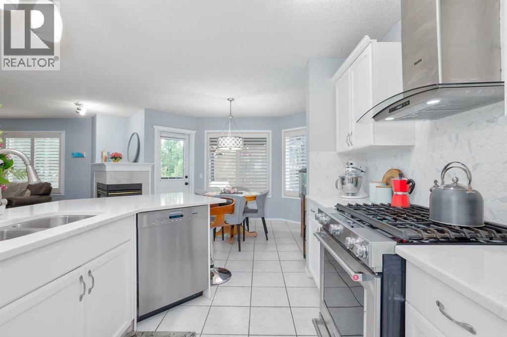 210 Mt Douglas Court Se, Calgary, Alberta  T2Z 3J8 - Photo 6 - A2320841