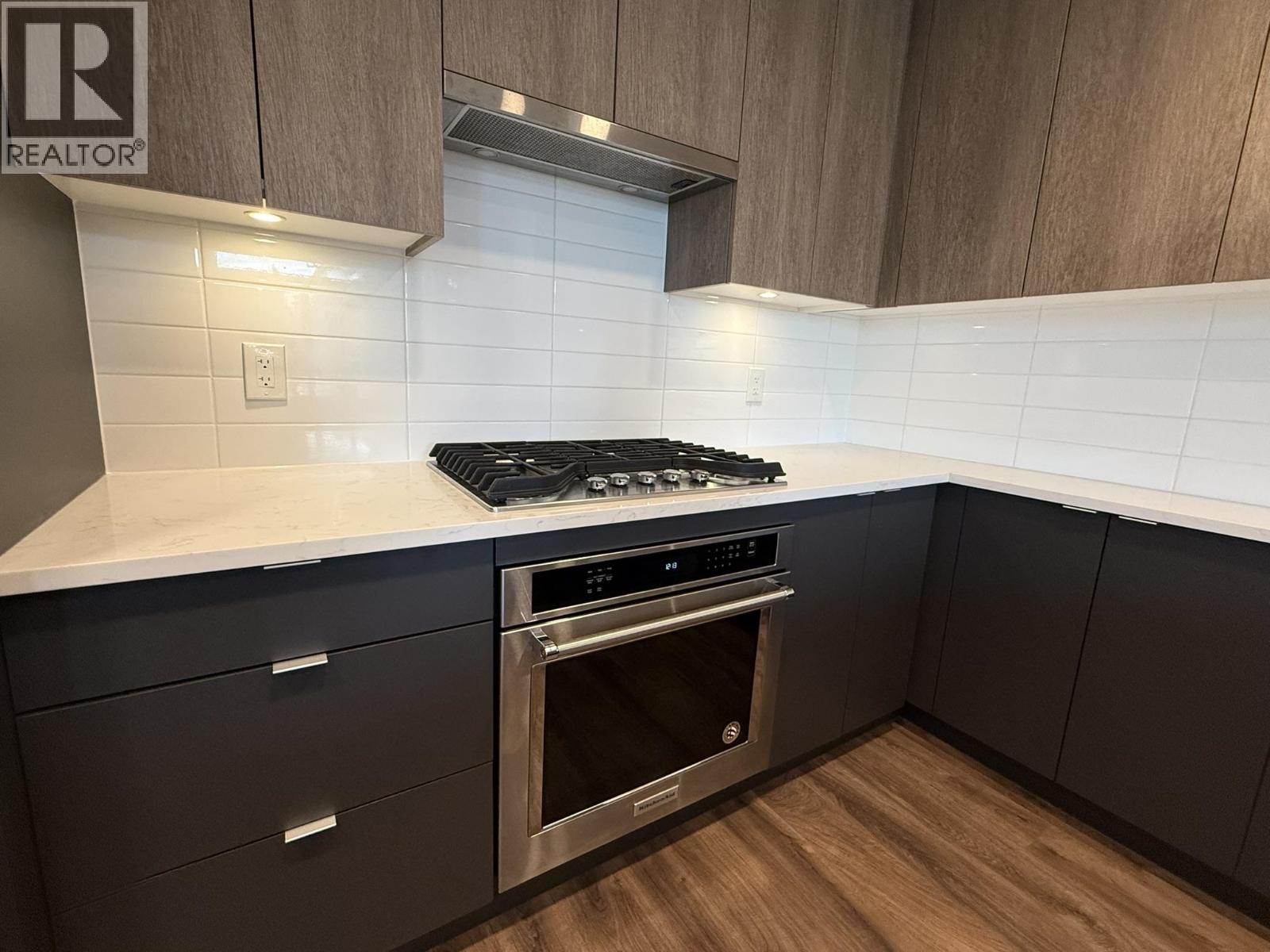 312 621 Regan Avenue, Coquitlam, British Columbia  V3J 0K1 - Photo 8 - R3151249