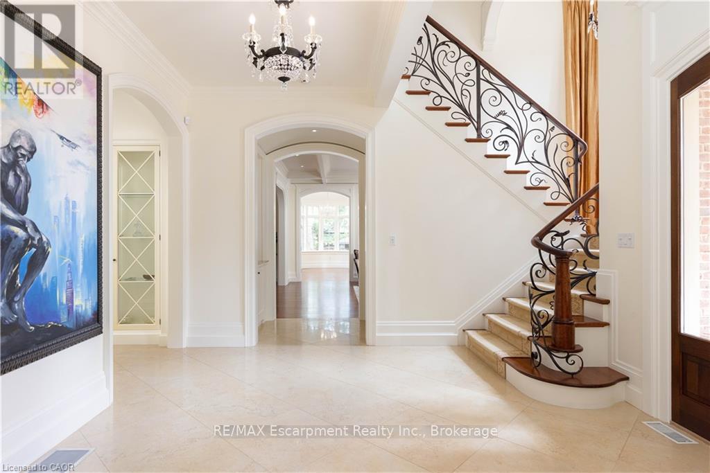 1081 Argyle Drive, Oakville, Ontario  L6J 1A9 - Photo 4 - W13678660