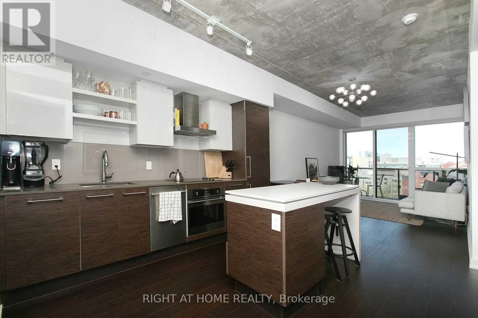 834 - 1030 King Street W, Toronto, Ontario M6K 3N3 - Photo 9 - C13678644