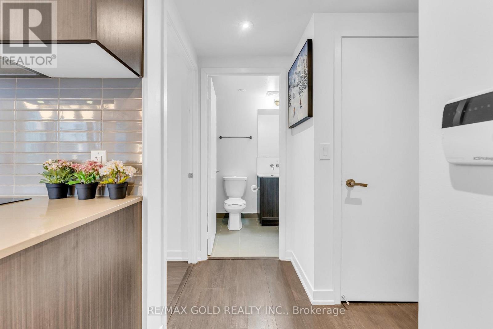 1202 - 100 Harbour Street, Toronto, Ontario  M5J 0B5 - Photo 14 - C13678654